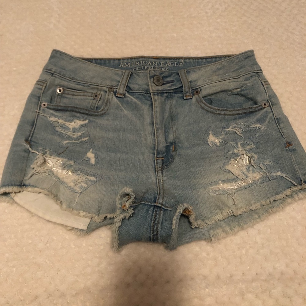 American Eagle | Hi- Rise Jean Shorts